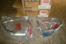 TOYOTA 2000GT genuine front grill cover Fog lamp grill cover Late model picture