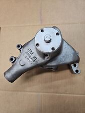 1971 Camaro Z28 350 LT1 SBC Small Block Chevy Water Pump 3953692 692 Date B 10 1 picture