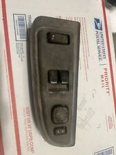 Standard Motor Products DWS-248 Power Window Switch 03-07 Silverado Master picture