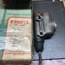 1950 through 1953 Buick master cylinder in Box E10032 picture