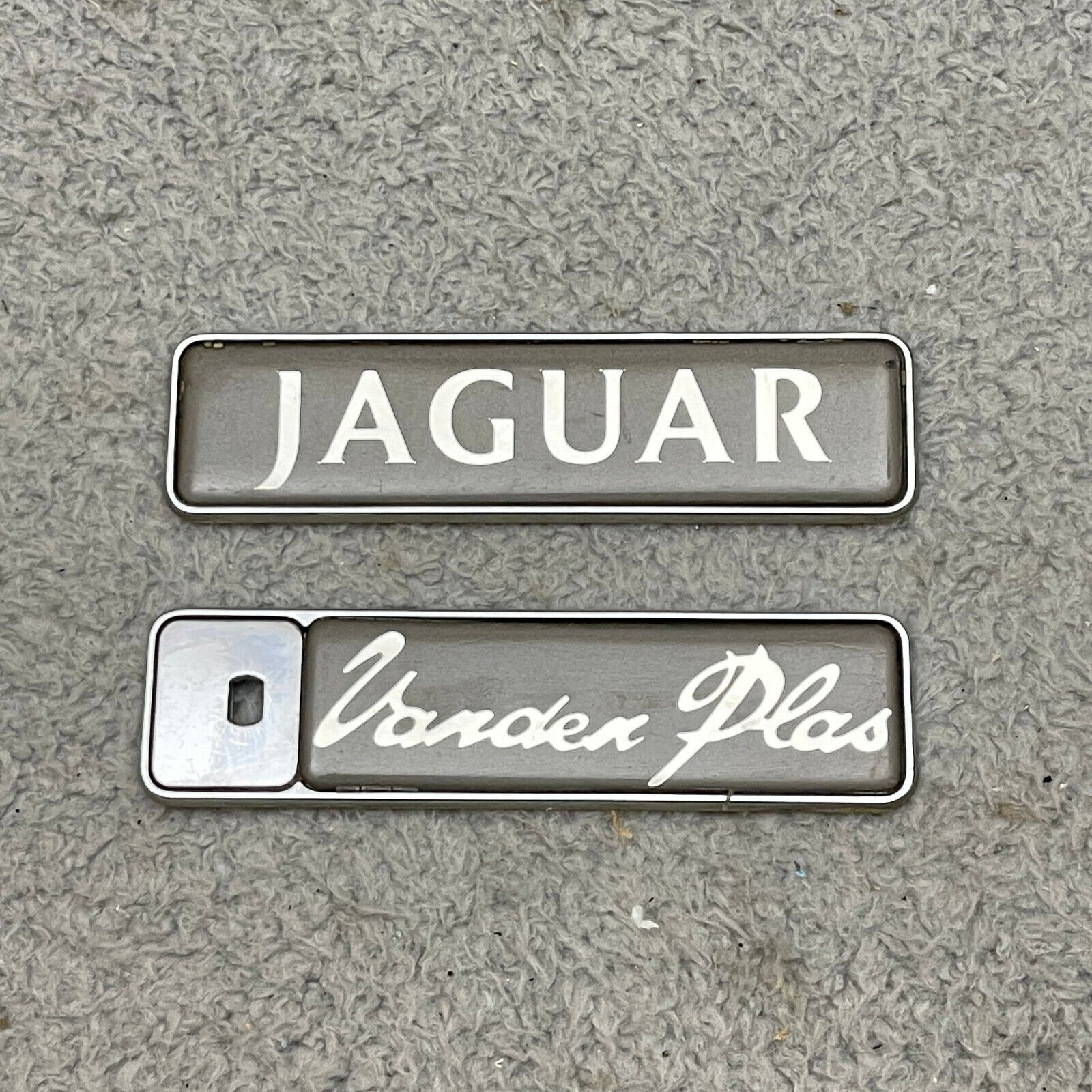 1998 - 2003 Jaguar XJ8 Vanden Plas Rear Trunk Lid Emblem Badge Logo OEM Set