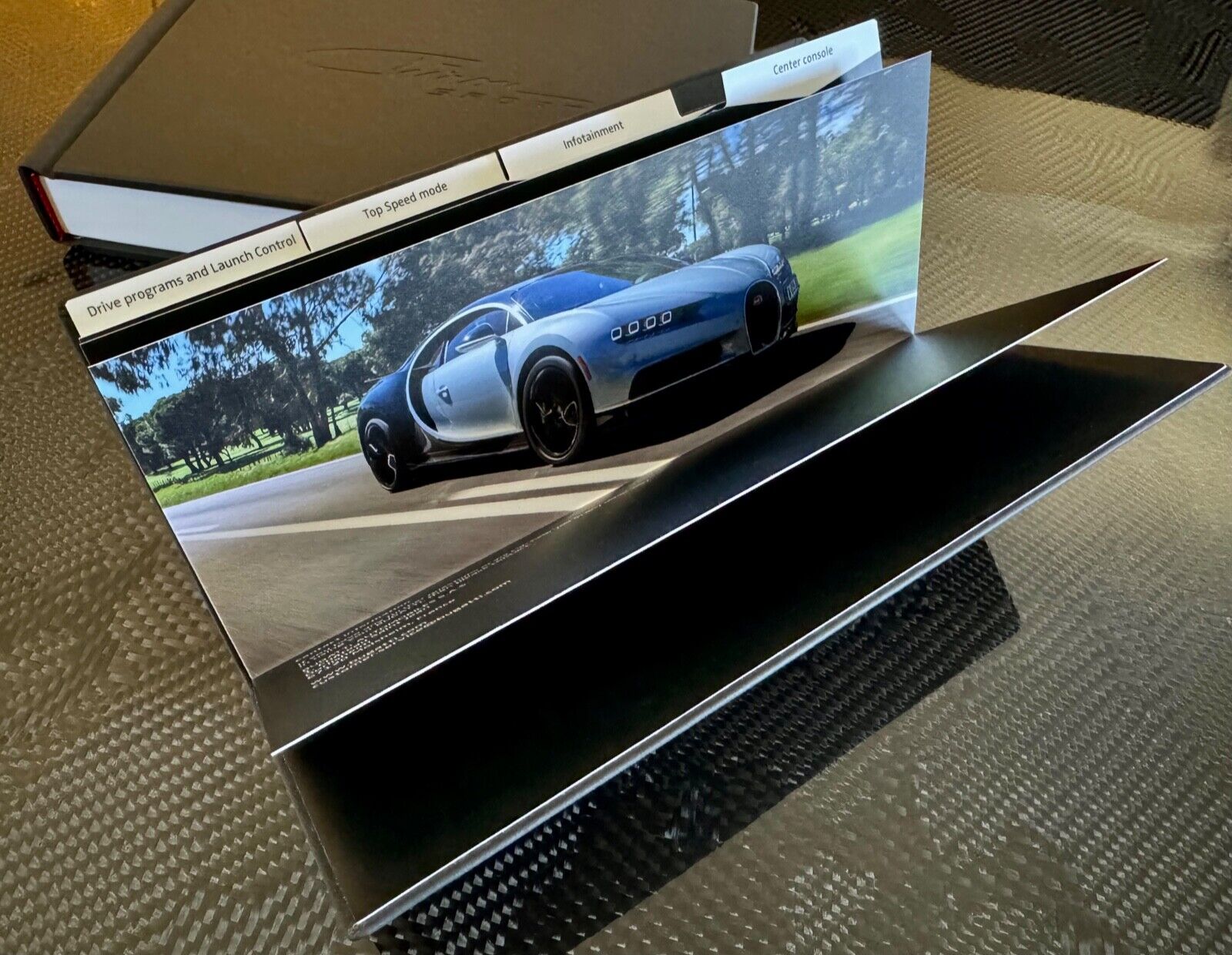 Bugatti Chiron Sport Owner's manual, Service Warranty booklet and Quick Guide