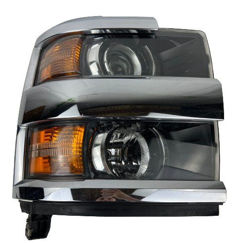 OEM 2015 - 2019 Chevrolet Silverado 2500 3500 Right Halogen Headlight 84388593