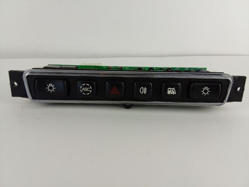 2000 Bentley Arnage ASC Hazard Fog Light Buttons Switch 04991114