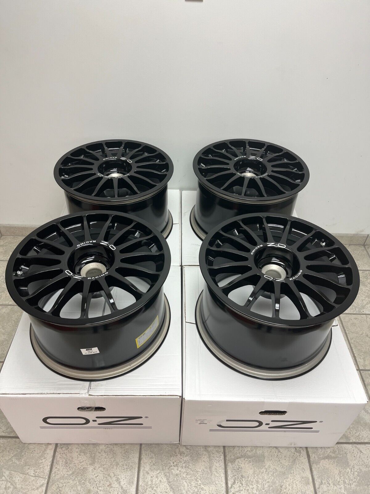 KTM X-Bow GT4 OZ Wheel Set