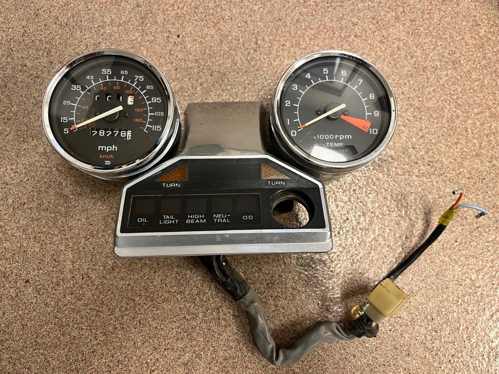 1986 (83-86) Honda Shadow VT500 VT500C OEM Gauges Speedometer Tachometer Display