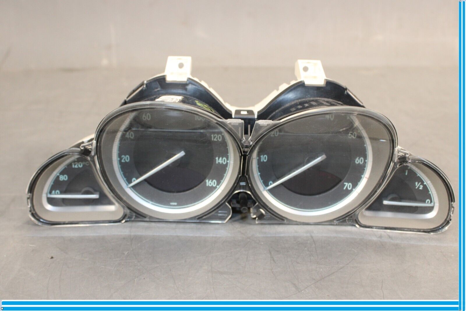 03-08 Mercedes R230 SL550 SL500 Instrument Cluster Gauge Speedometer Oem