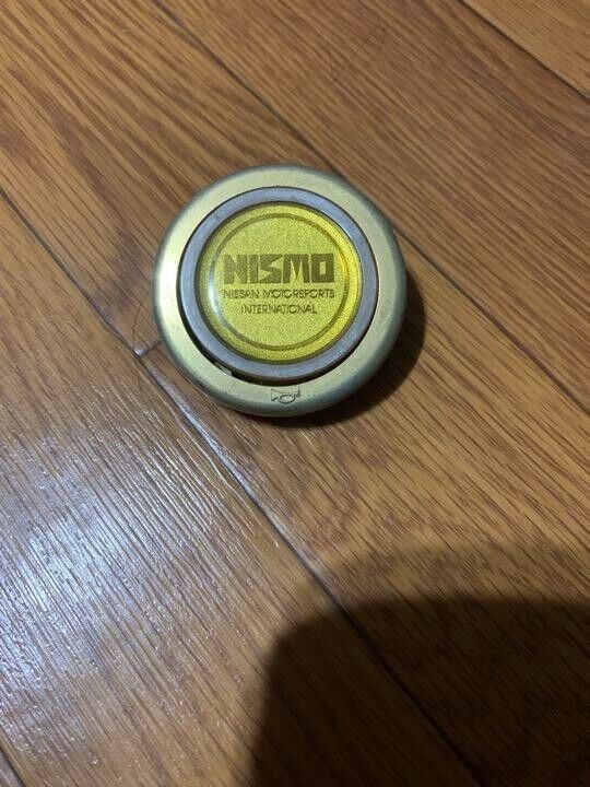 Nismo Old Logo Gold Horn button JDM
