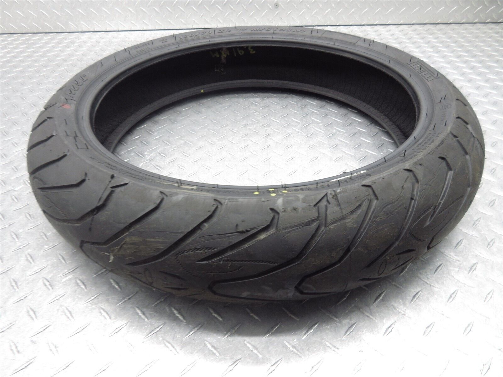 Pirelli Angel ST Front Motorcycle Tire Tyre 120/70 120/70ZR17 17\