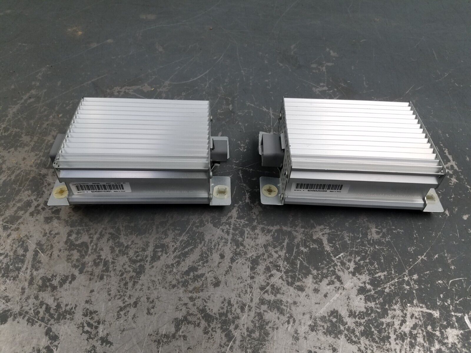 2011 Ford Mustang Shelby GT500 Shaker Stereo Amplifiers #0887 Q6
