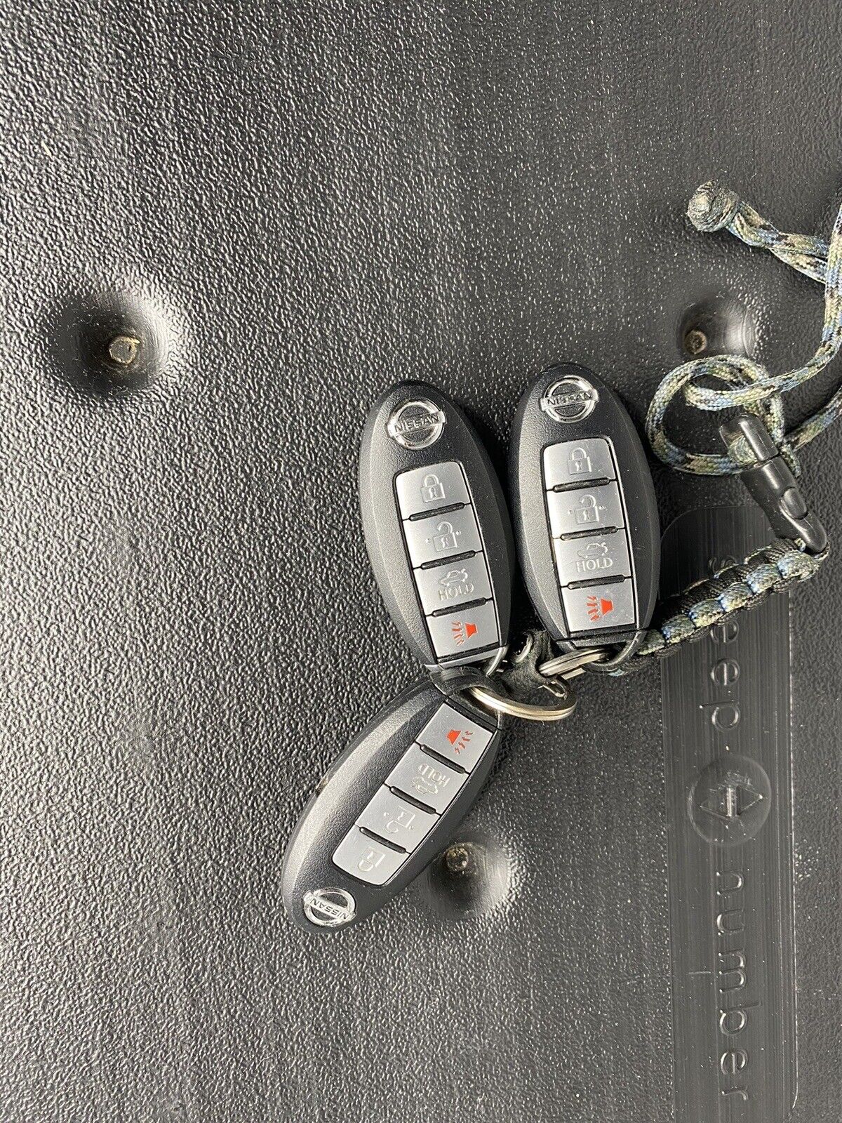 Key Nissan Smart 5WK49622  Price for one key