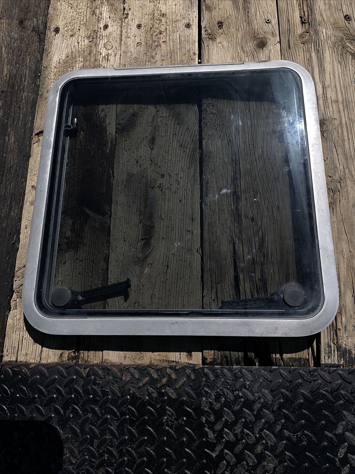 Deck Hatch 20 X 20 Aluminum Frame Low Profile Tinted Glass