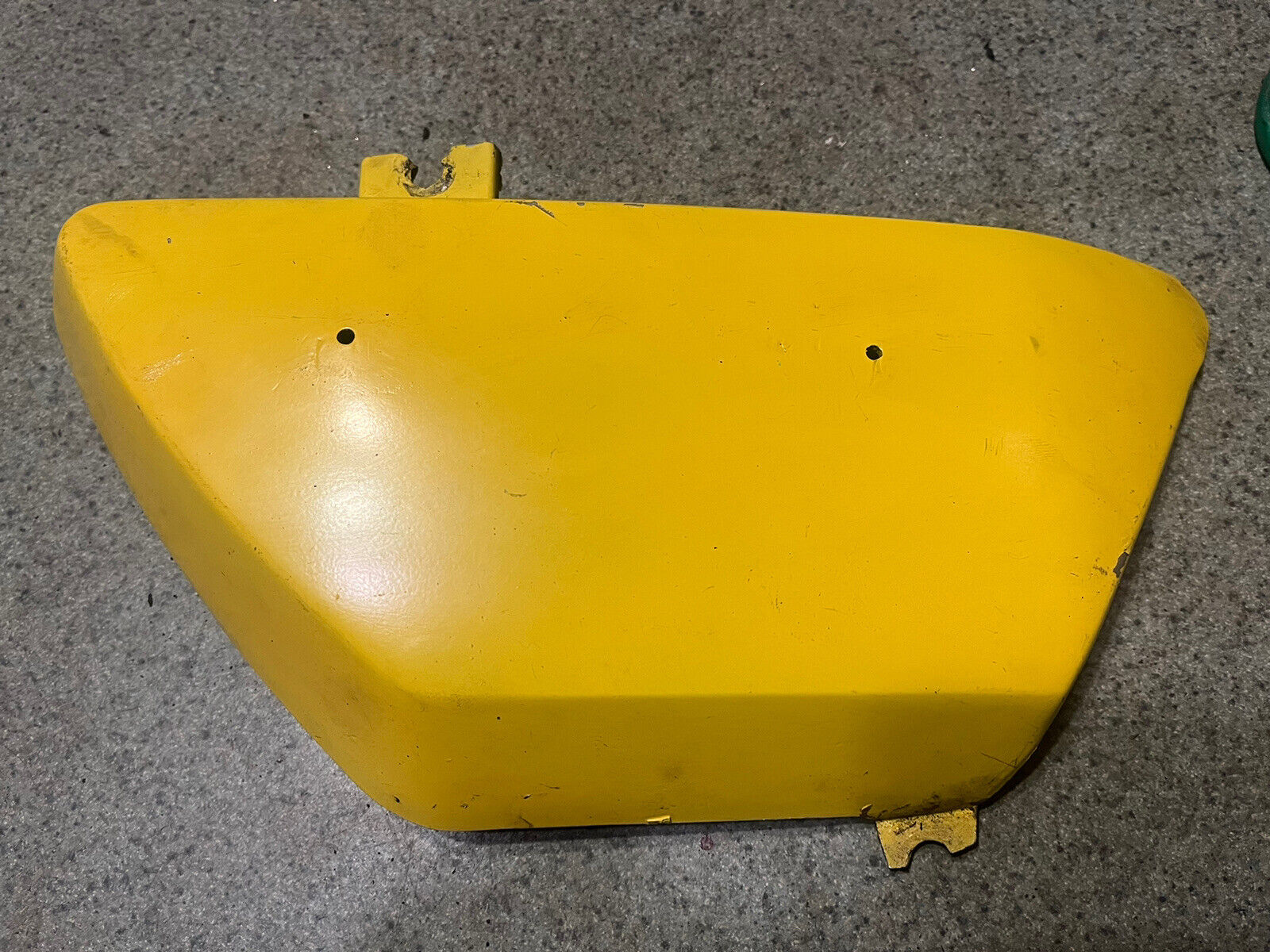 1971 1972 Suzuki Ts 125 Side Cover  Side Panel  Right Side Battery Cover