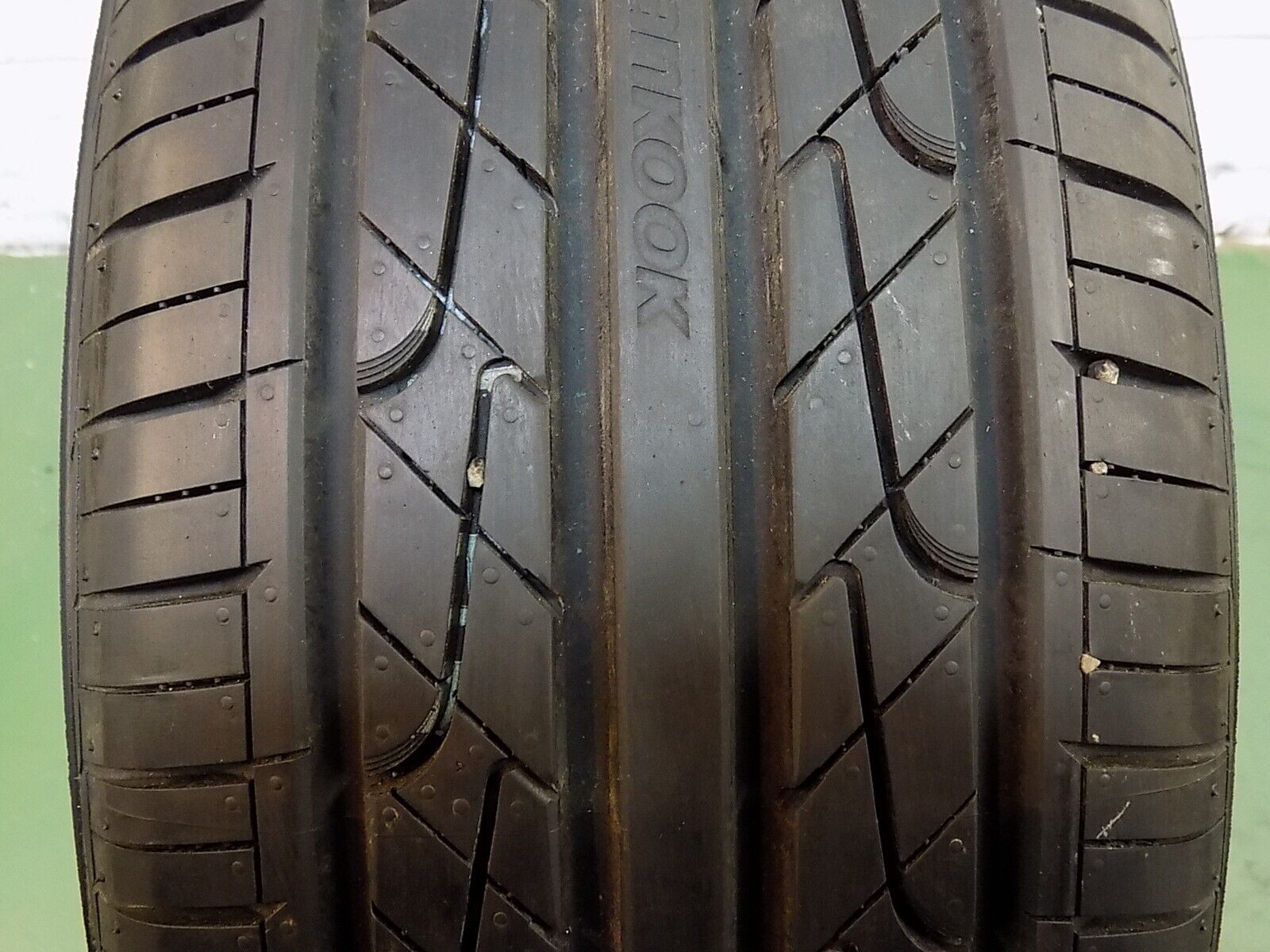 P205/55R16 Hankook Ventus V2 Concept 2 94 V Used 8/32nds
