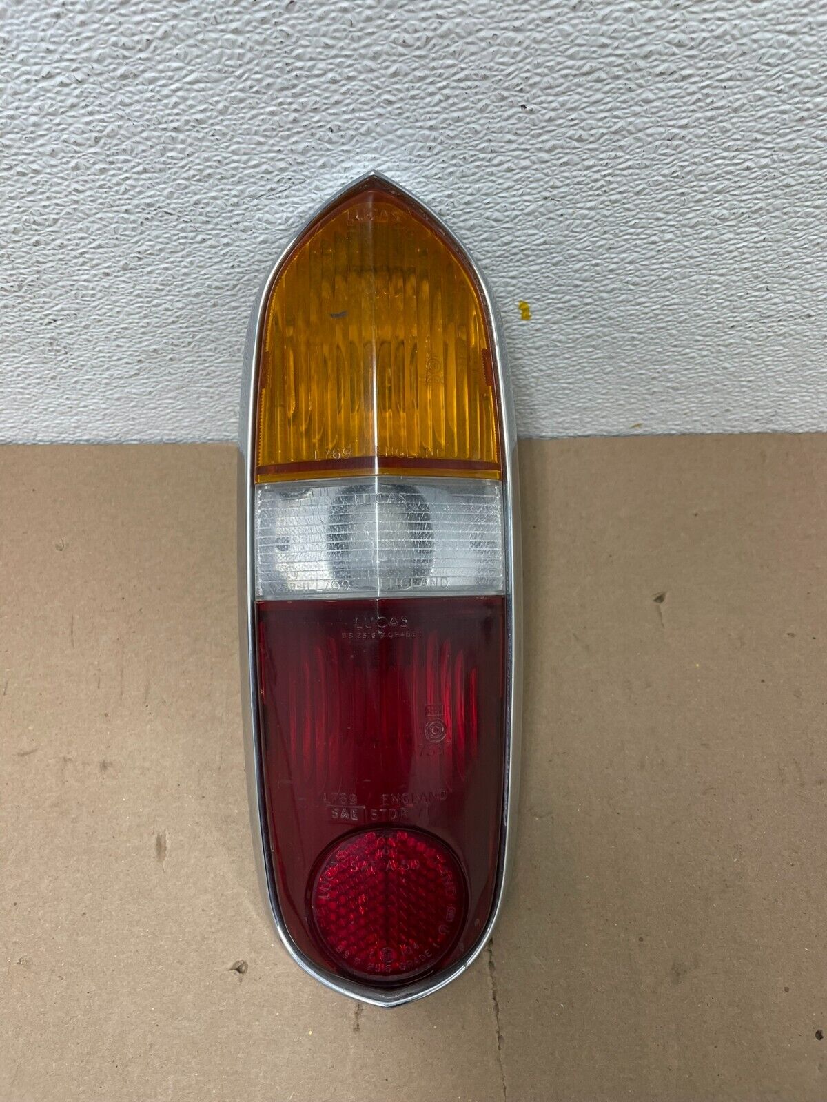 1977 to 1980 Rolls Royce Silver Shadow II Left or Right Side Tail Light 6950N