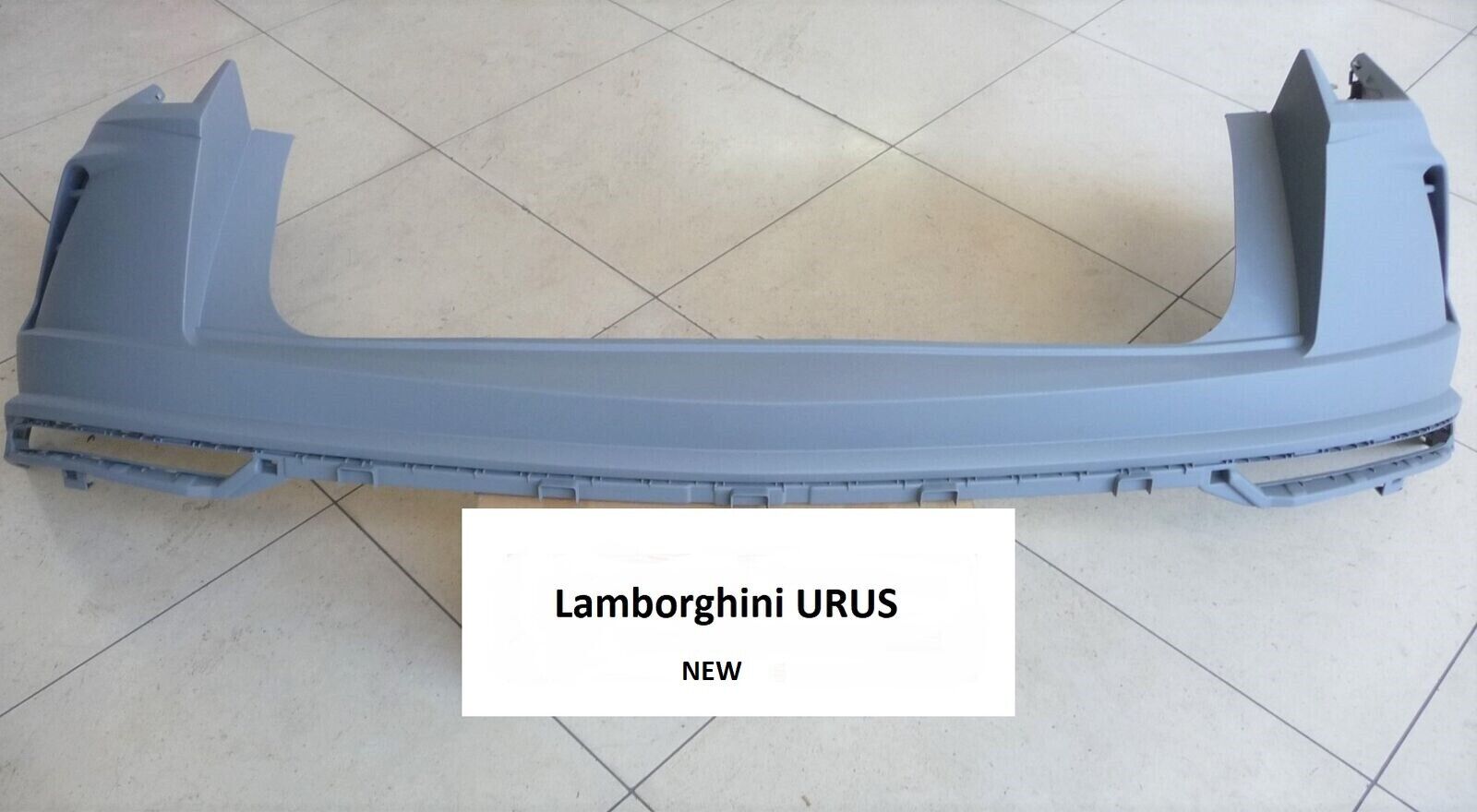 2018-2021 Lamborghini URUS Rear bumper Upper Cover 4ML807511A OEM NEW