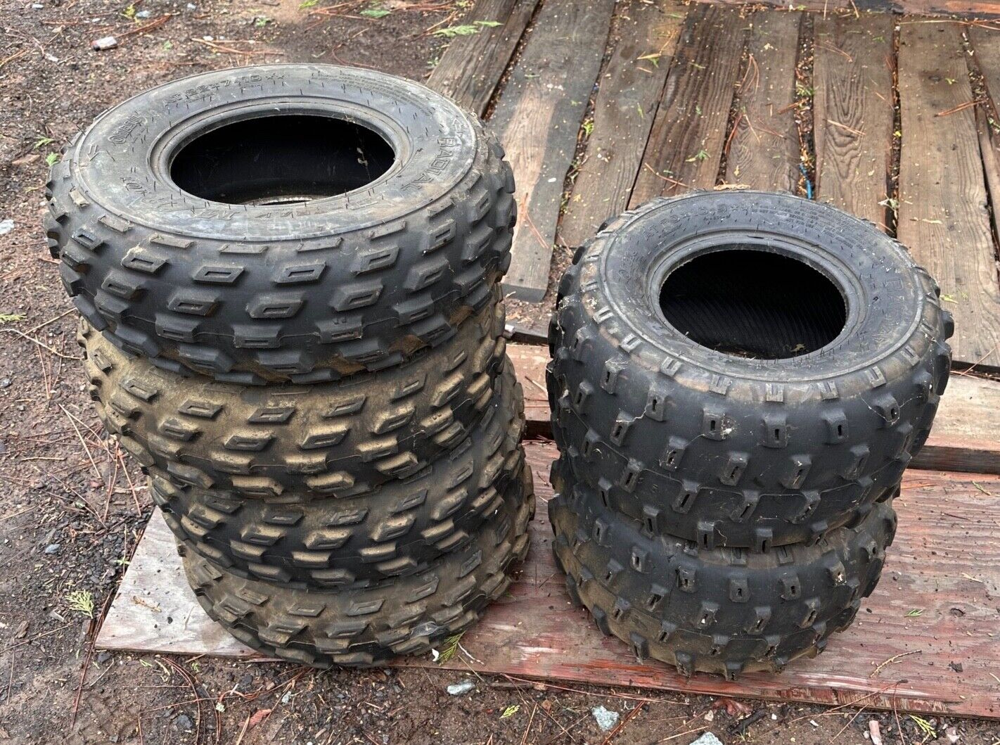 4 front (22x7-10) and 2 rear (20x10-9) ATV tires, good condition
