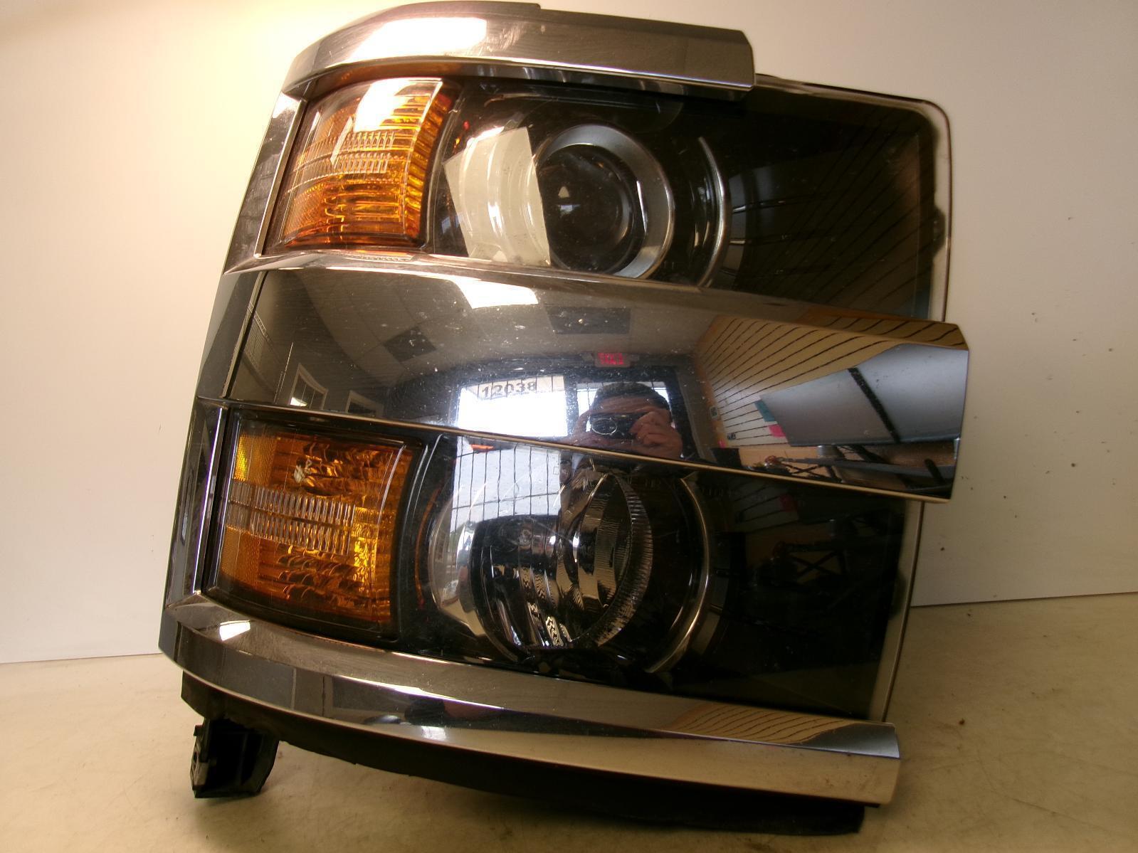 2015 - 2019 Chevrolet Silverado 2500 3500 Passenger Rh Halogen Headlight OEM