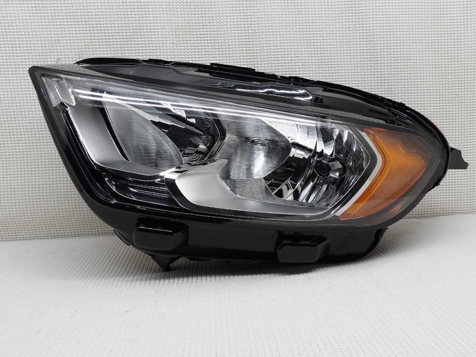 2018-2022 Ford EcoSport Halogen {w/out LED} Headlight Left/Driver LH AfterMarket