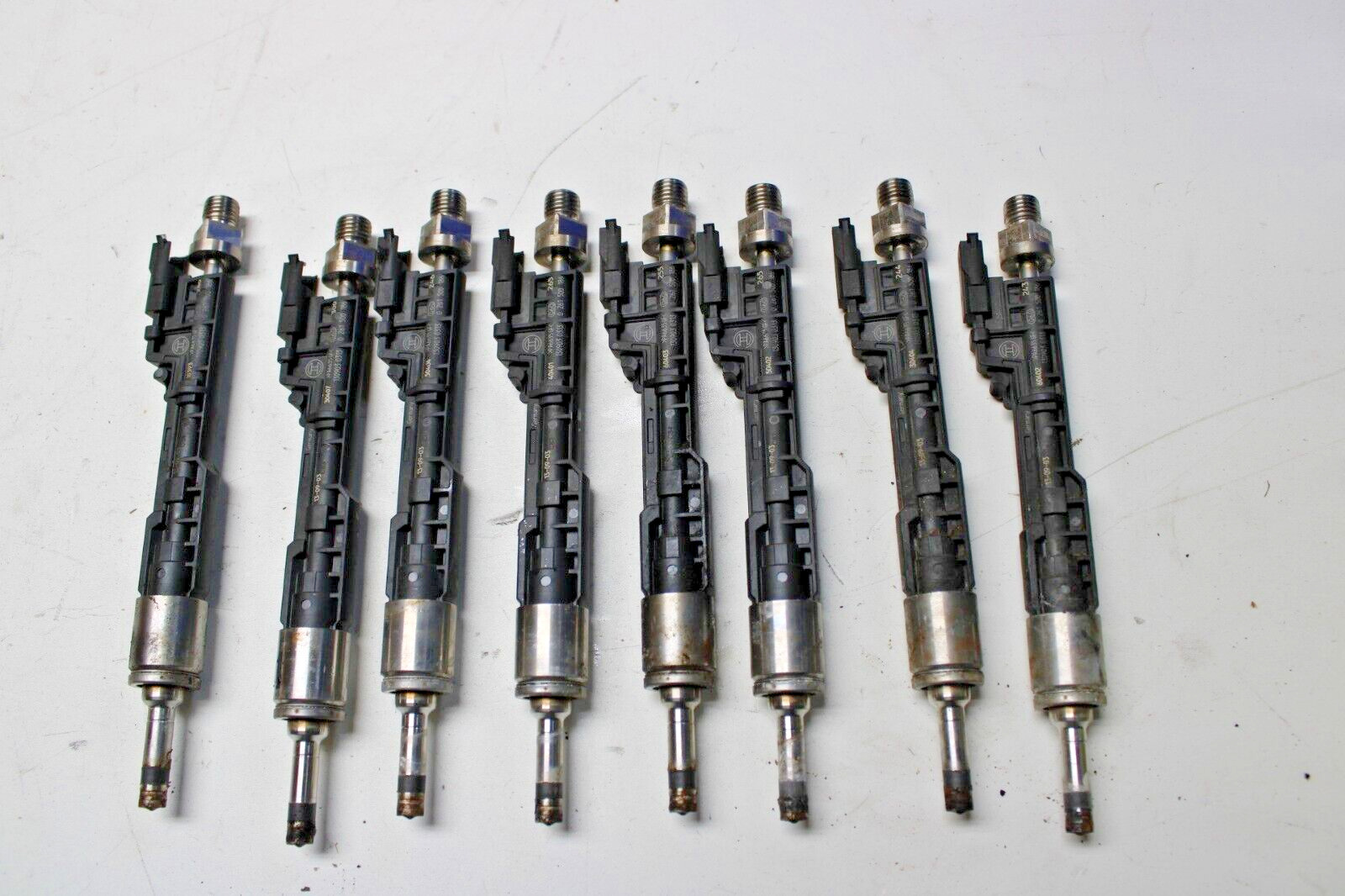 14-18 BMW X5 650i 4.4L Twin Turbo Fuel Injectors Set Of Eight 1353 7645956 T20
