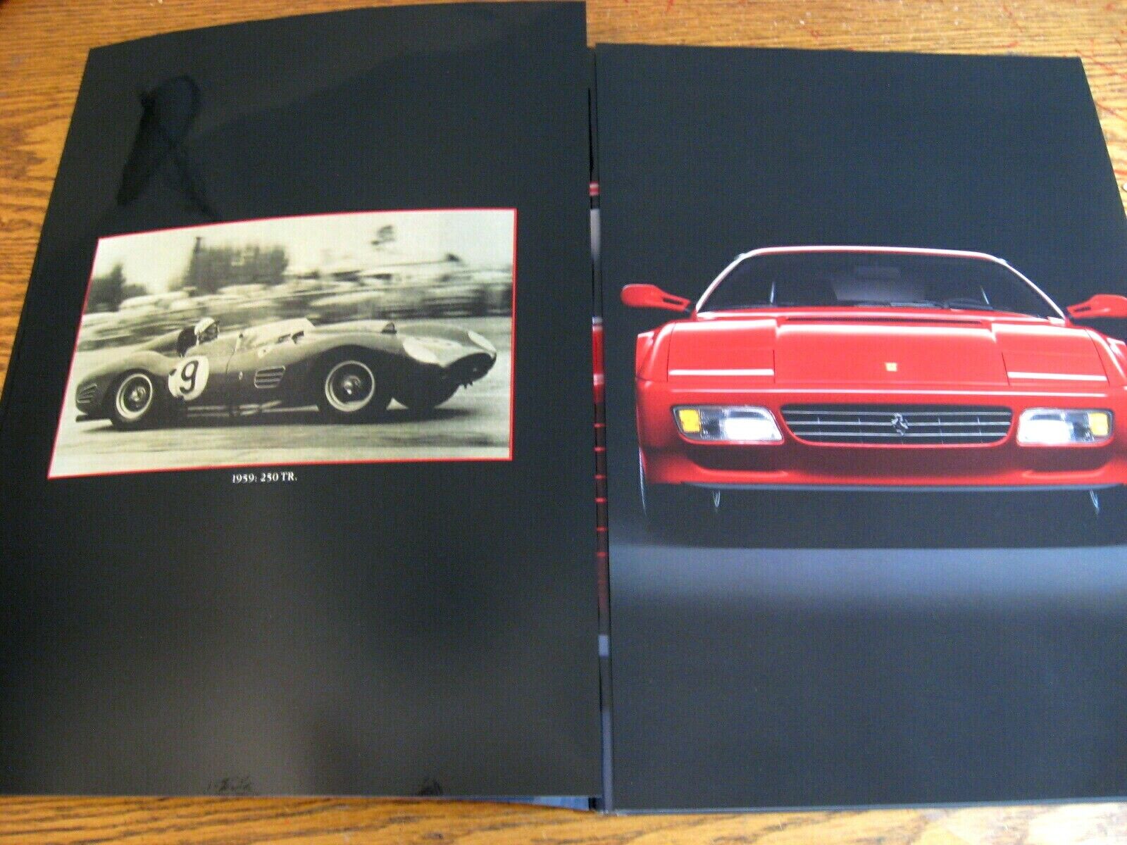 1991 1992 Ferrari Color Portfolio Brochure 512 TR