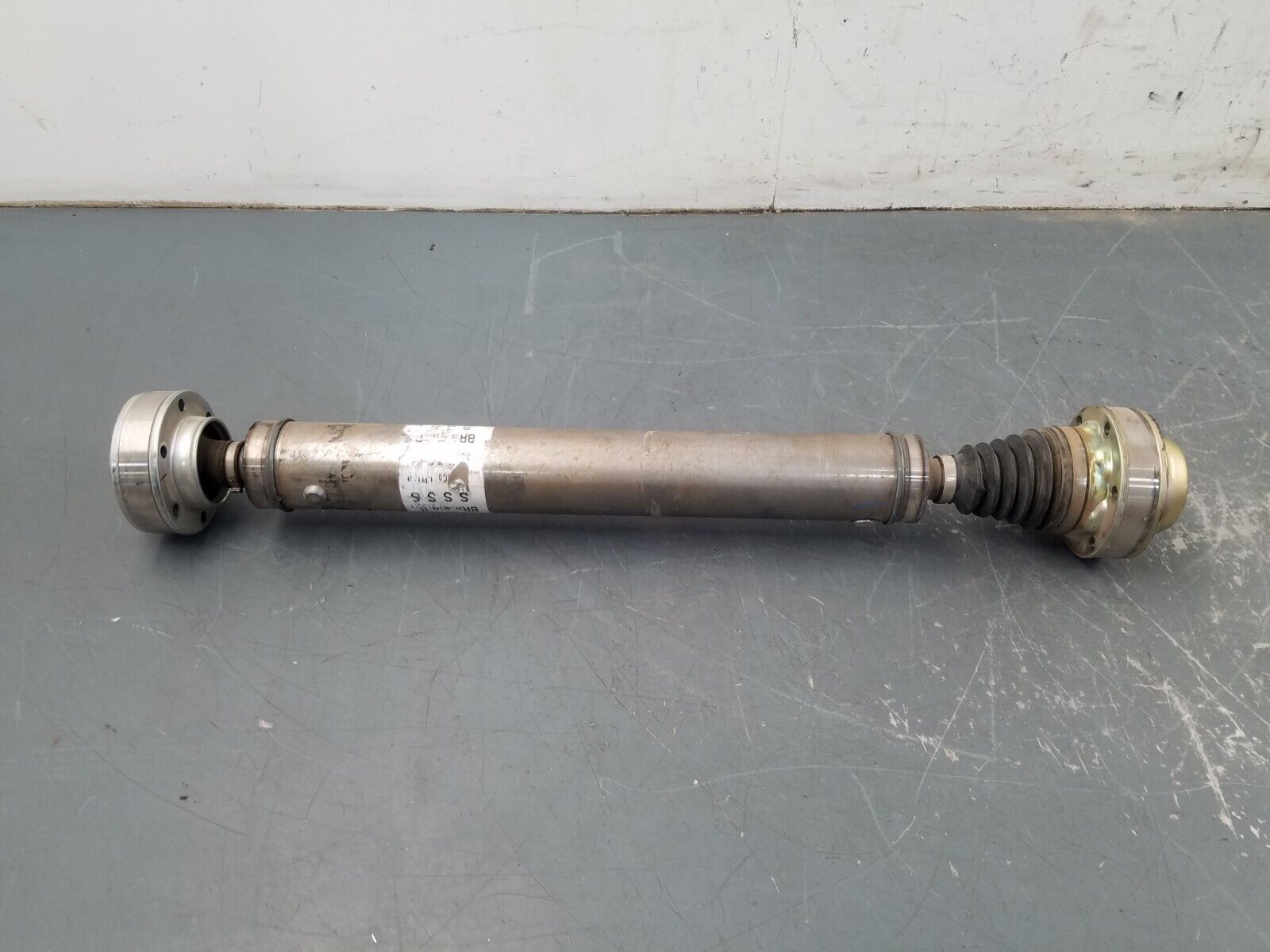 2011 Ford Mustang Shelby GT500 Driveshaft - Rear Section #0887 Q6
