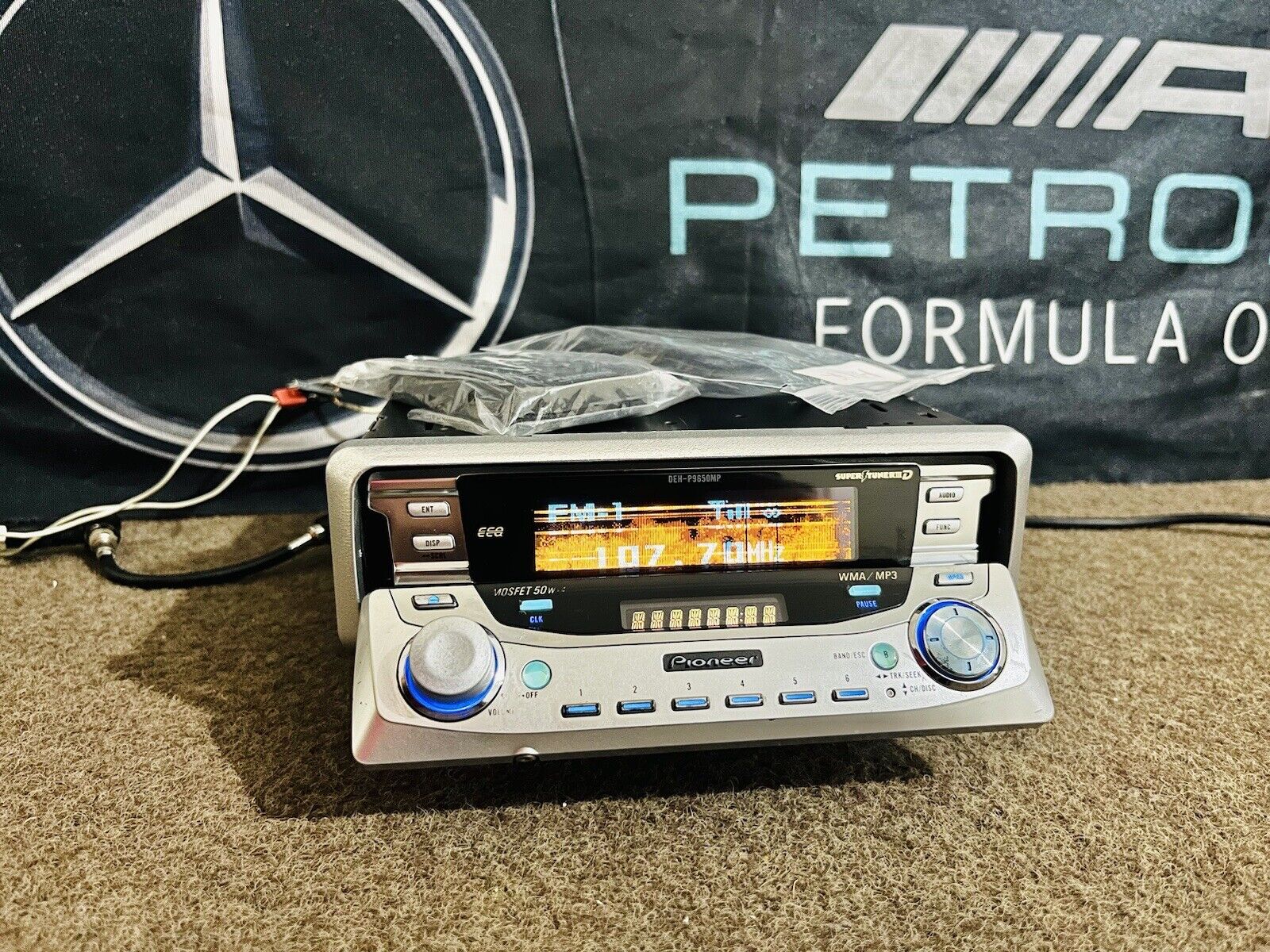 PIONEER DEH-P9650MP Car Radio CD/Mp3/WMA AUX Receiver Dolphin Display OldTimer