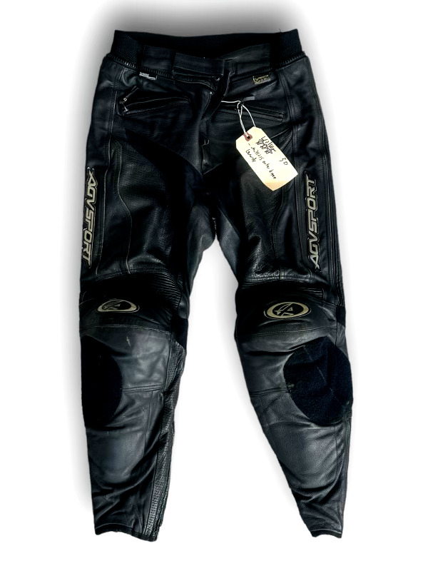 Men\'s AGV SPORT Size 30 Black Leather Motorcycle Pants
