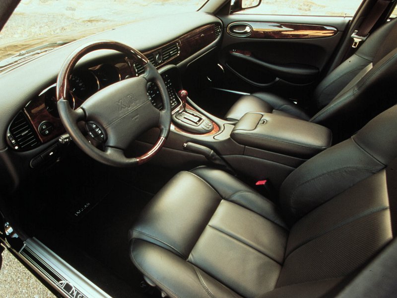 2001 Jaguar XJR