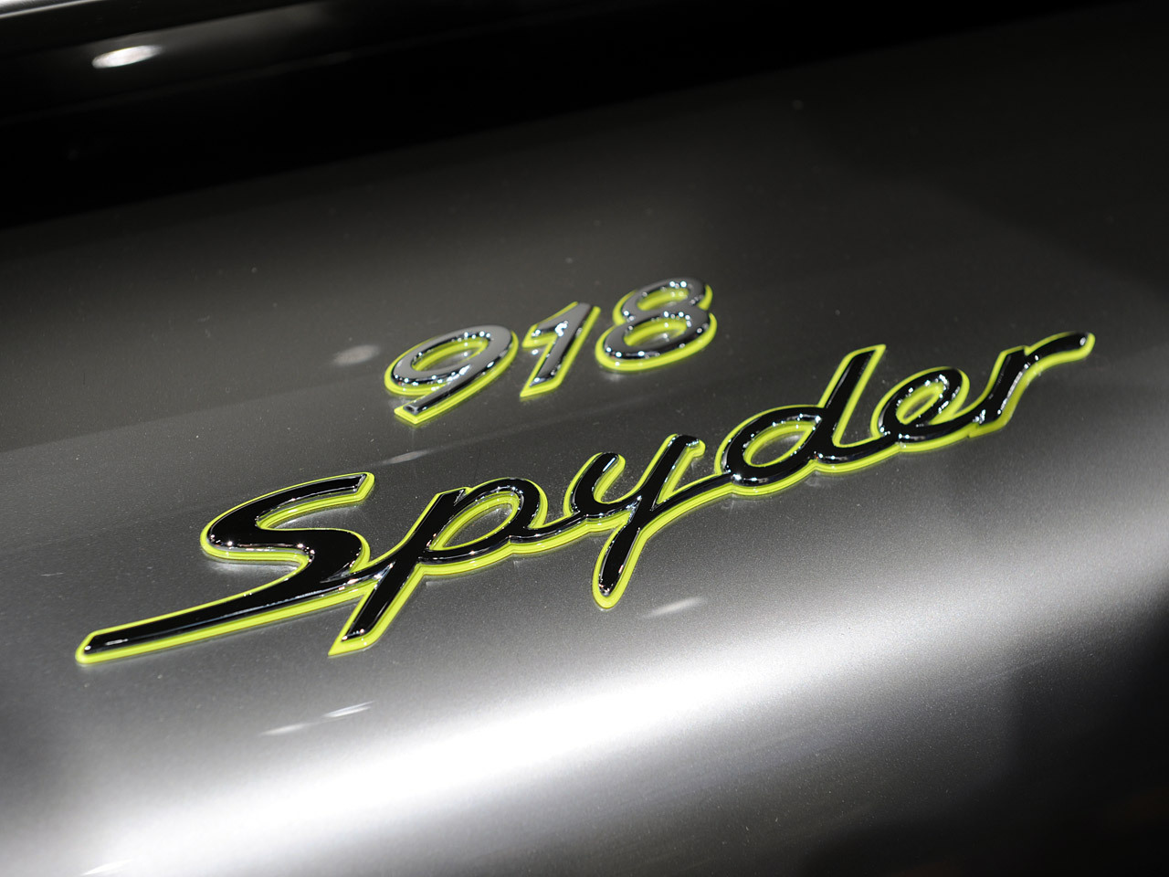 2010 Porsche 918 Spyder Concept