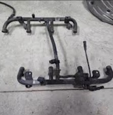 01-06 Silverado Sierra 8.1L BBC Multi-Port Fuel Rail w/ Injectors & Harness picture