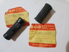 NOS Suzuki  GT500 T20  TC250 TS250 T305 T500 Kick Start & shift rubber set 66-77 picture