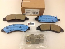 new OEM 2005 - 2007 Chevrolet Silverado GMC Sierra 1500 front Brake Pads Kit picture