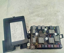 2005-2010 Kia Sportage Engine Fuse Box Assembly OEM picture