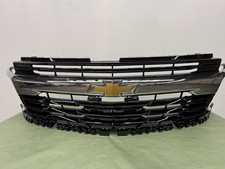 2024-2026 Chevy Tahoe Front Grille OEM Original 2024-2026 Suburban And Tahoes picture