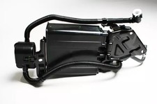 NEW OEM 2003-2013 TOYOTA COROLLA CHARCOAL CANISTER 77740-02130 picture