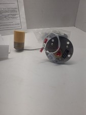 Cessna 172 Fuel Gauge Transmitter PN 0523557-1 w/ Gasket S2670-1 picture