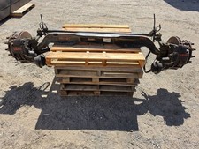 USED 05 Monaco RV STEER AXLE DISC TYPE 1462BN202, 01806914  Shipped Los Angeles picture