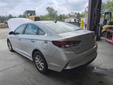 Used Radiator fits: 2018 Hyundai Sonata 1.6L turbo US market Grade B picture