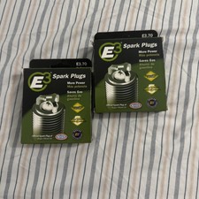 LOT OF 8 E3 SPARK PLUGS E3-70 picture