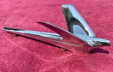 1950 1951 Chevrolet Eagle Hood Ornament Emblem 3694265 Bel Air Fleetline Chevy picture