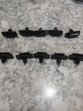 set of 10 OEM rocker moulding clips 68283229AA Chrysler 300 and Dodge Charger picture