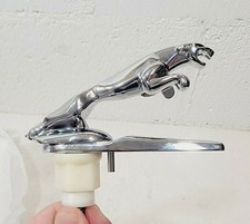 NEW in BOX 2000 - 2008 Jaguar X-Type S-Type Leaper Hood Ornament Chrome Emblem picture