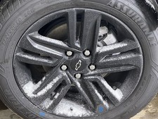 Wheel 18x7-1/2 Gloss Black Painted Opt Rsz Fits 24-26 TRAX 2728060 picture