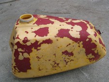 1978 Yamaha YZ 250 Gas/Fuel/Petrol Tank/Petcock picture