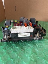 01-02 Chevy Silverado/GMC Sierra LB7 DMAX  Fuse Box Relay Junction 15328827-03 picture