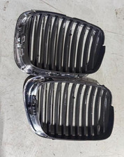 1997-2003 BMW E39 5-Series Chrome Black Kidney Grille 520i-540i picture