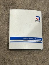 1998 Cessna 172S Skyhawk Pilot Operating Handbook FAA Flight Manual POH Original picture