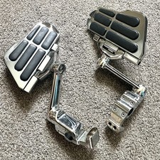 Kuryakyn Ergo II Cruise Mounts with Cruise Boards for Honda Goldwing Used Read picture