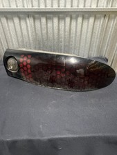 1998-2002 PONTIAC FIREBIRD RH PASSENGER SIDE TAILLIGHT #104727-101E picture